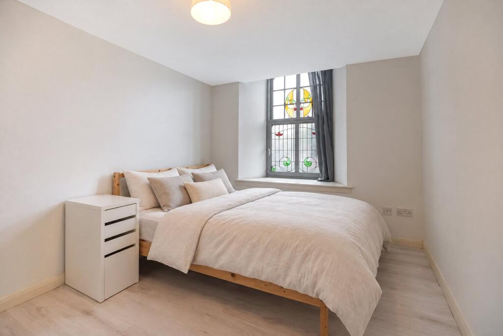 Apartment in Glasgow, Calton - View 5