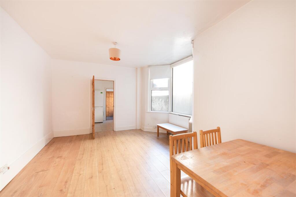 2 bedroom ground floor flat for rent