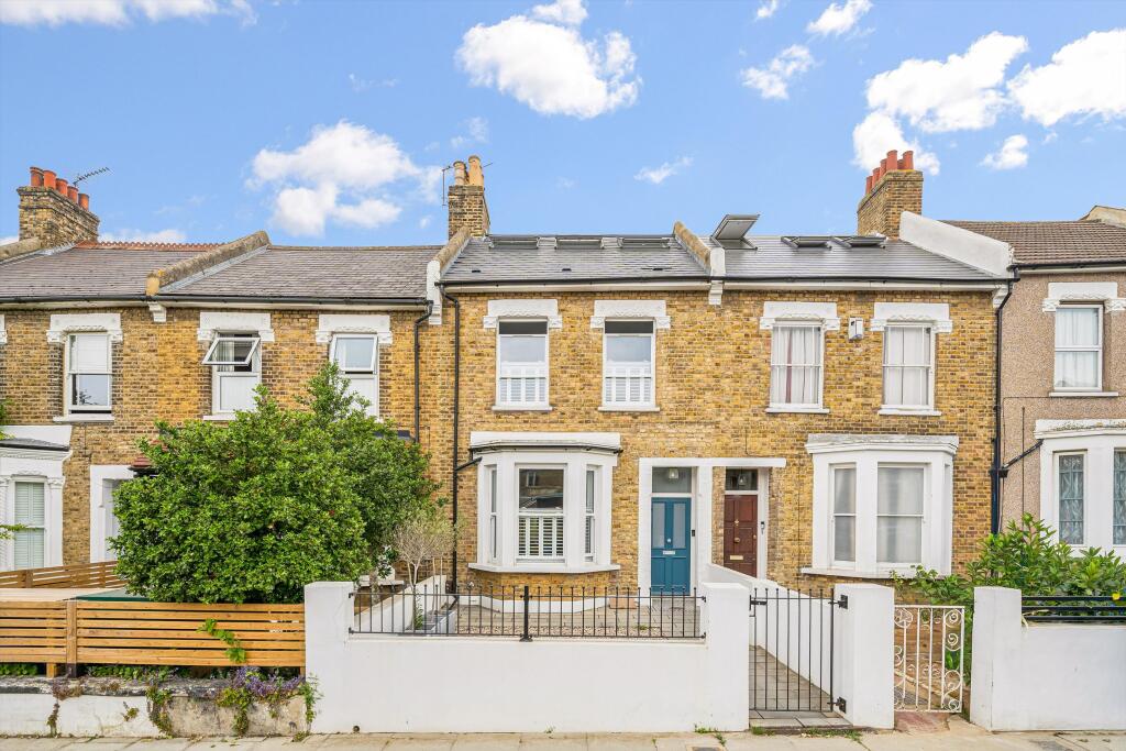 House in London - View 2