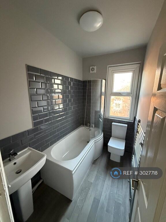 House in Oxton Village, Claughton - View 5