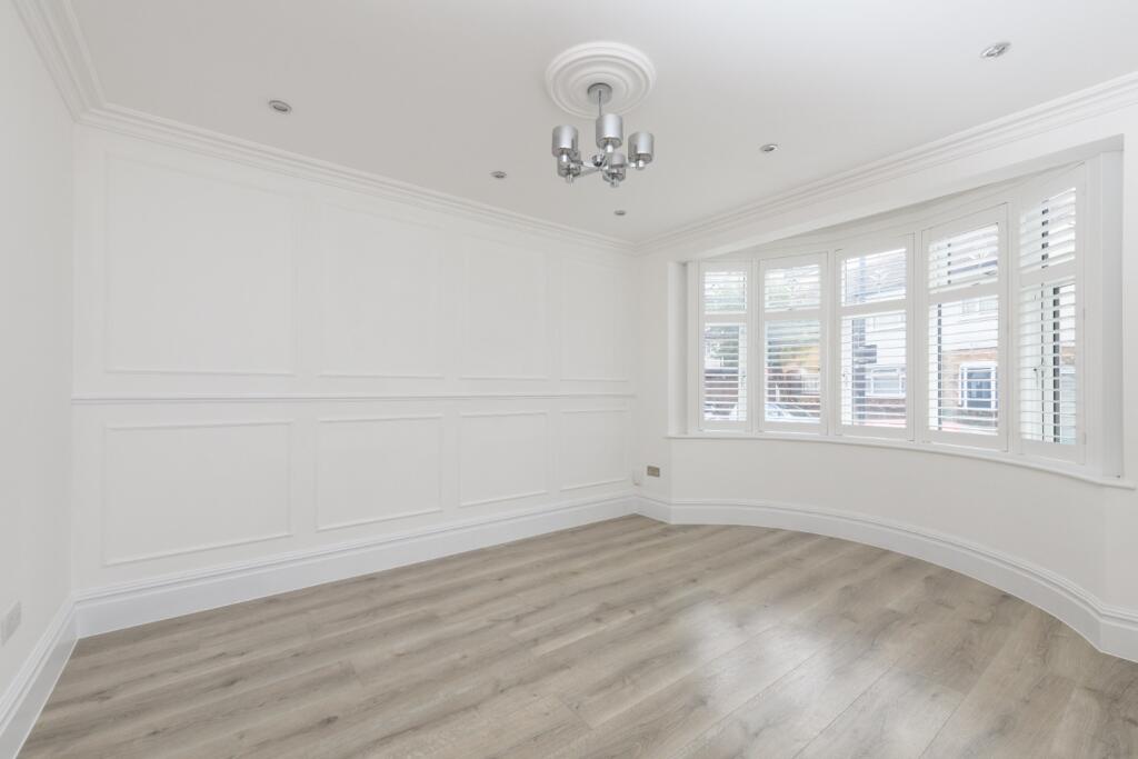 House in London - View 3