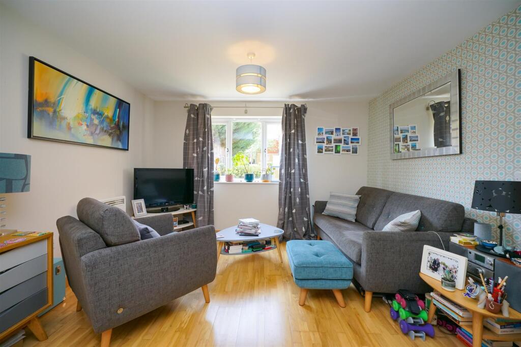 Apartment in St Albans - View 5