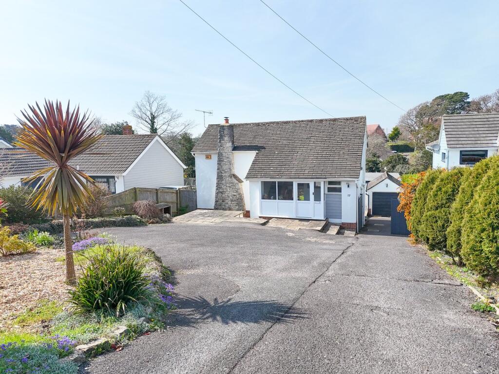 Main image of property: Farm Lane South, Barton on Sea, New Milton, BH25