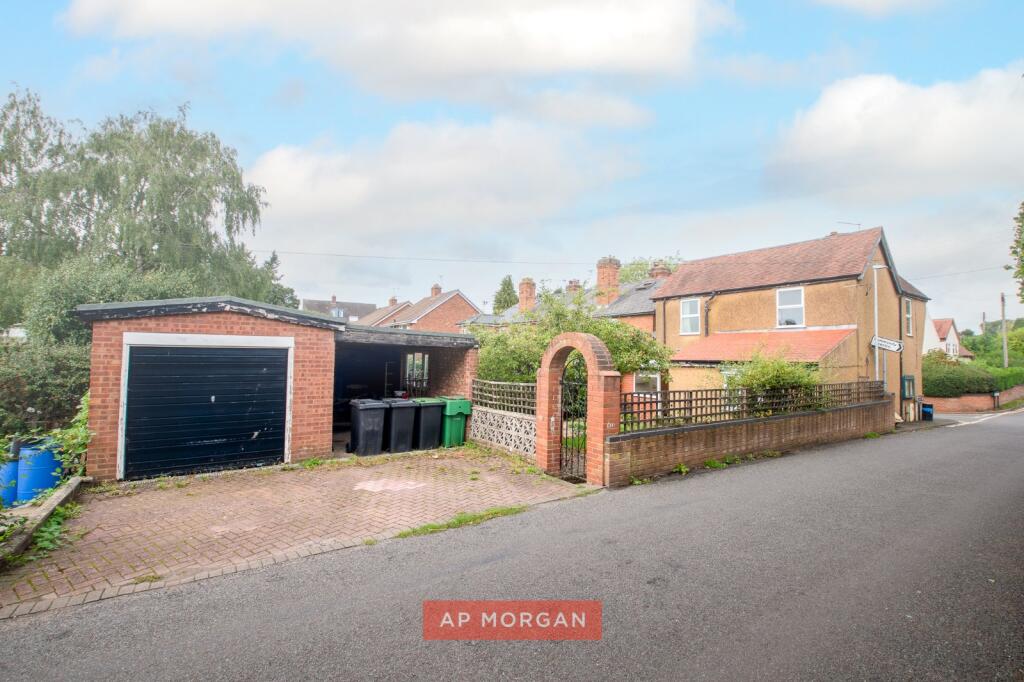House in Bromsgrove, Bournheath - View 4