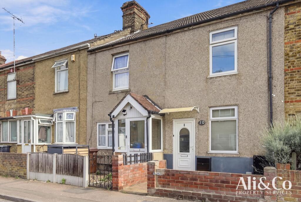 Main image of property: Richmond Road, Grays