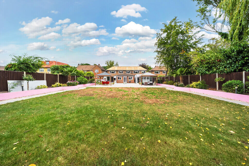 Main image of property: Birchdale, Gerrards Cross, Buckinghamshire, SL9