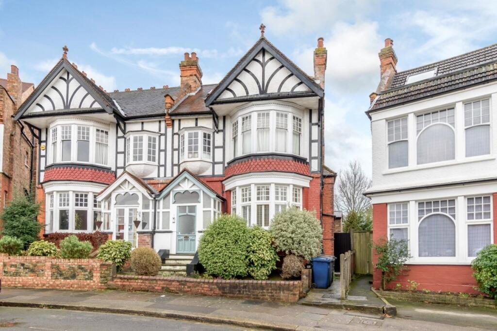 Main image of property: Avondale Avenue, Finchley, London, N12