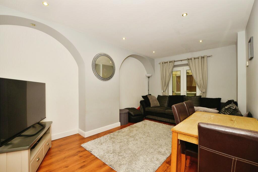 Tennyson Road, Ashford, Kent, TN23 photo 3