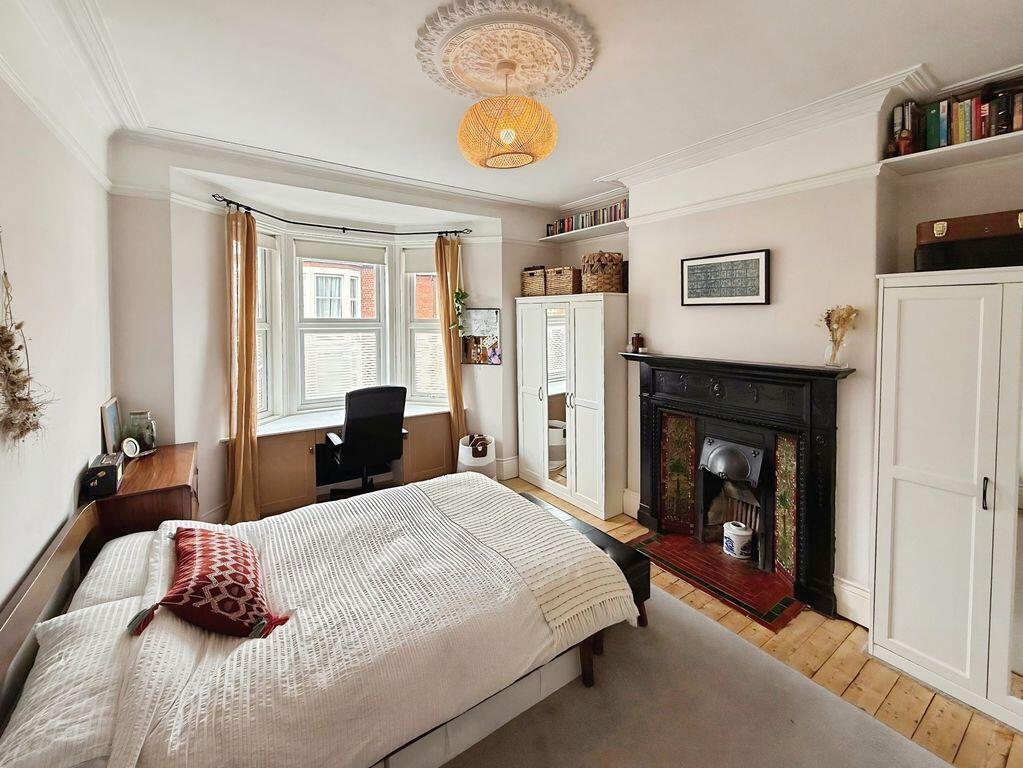 Apartment in Newcastle upon Tyne, South Gosforth - View 4