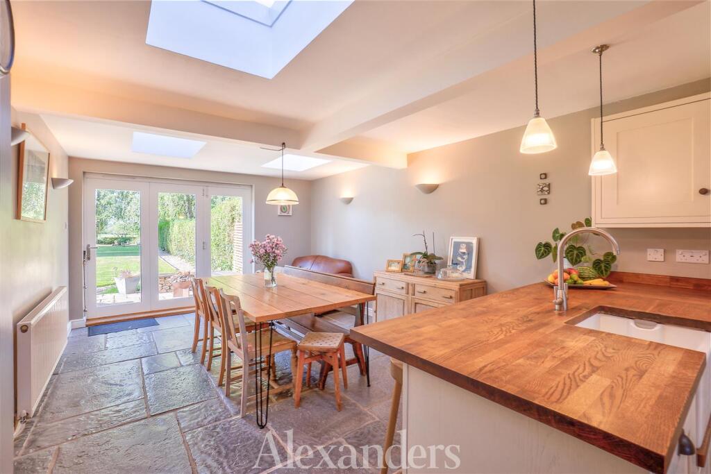 House in Hinckley and Bosworth, Desford - View 4