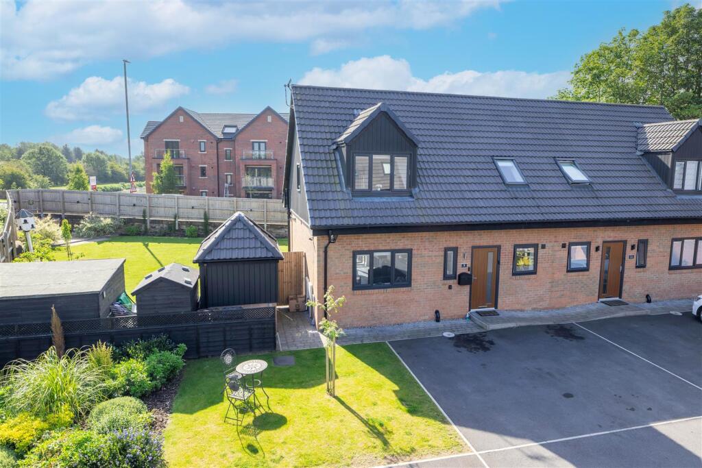 Main image of property: Pottery Place, Woodlesford, Leeds
