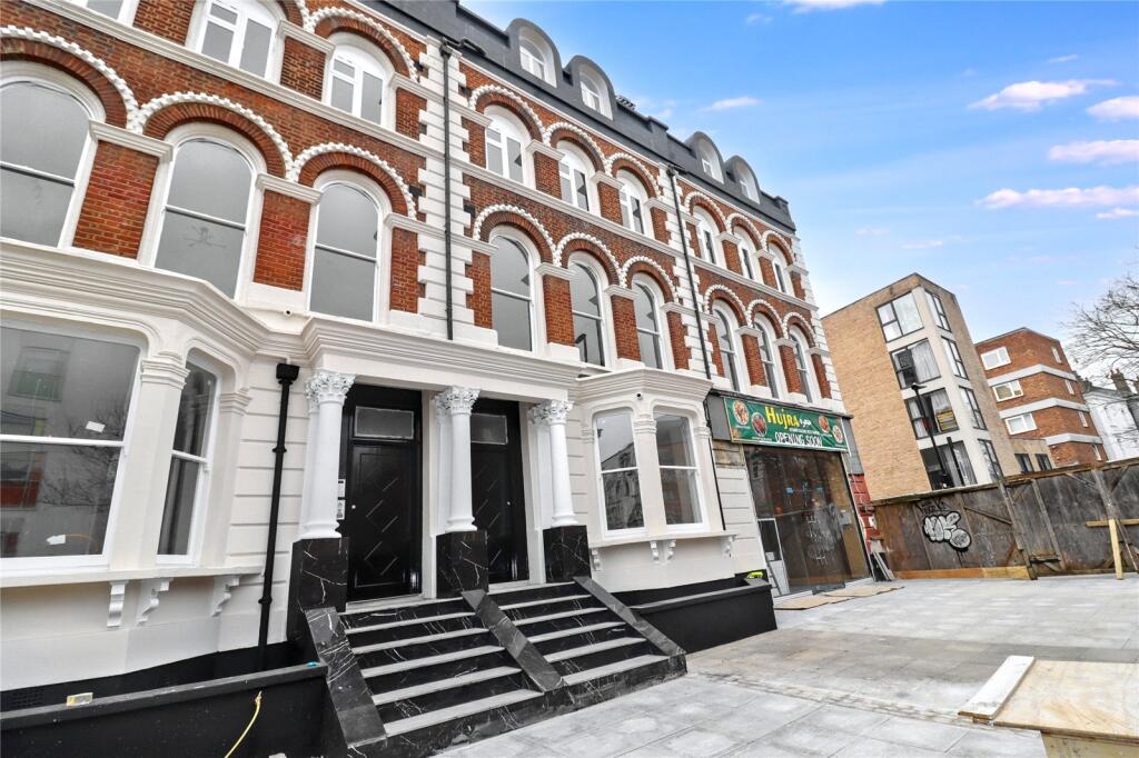 Holloway Road, Islington, London, N7 - View 2