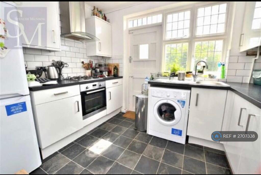 Main image of property: Algers Close, Loughton, IG10