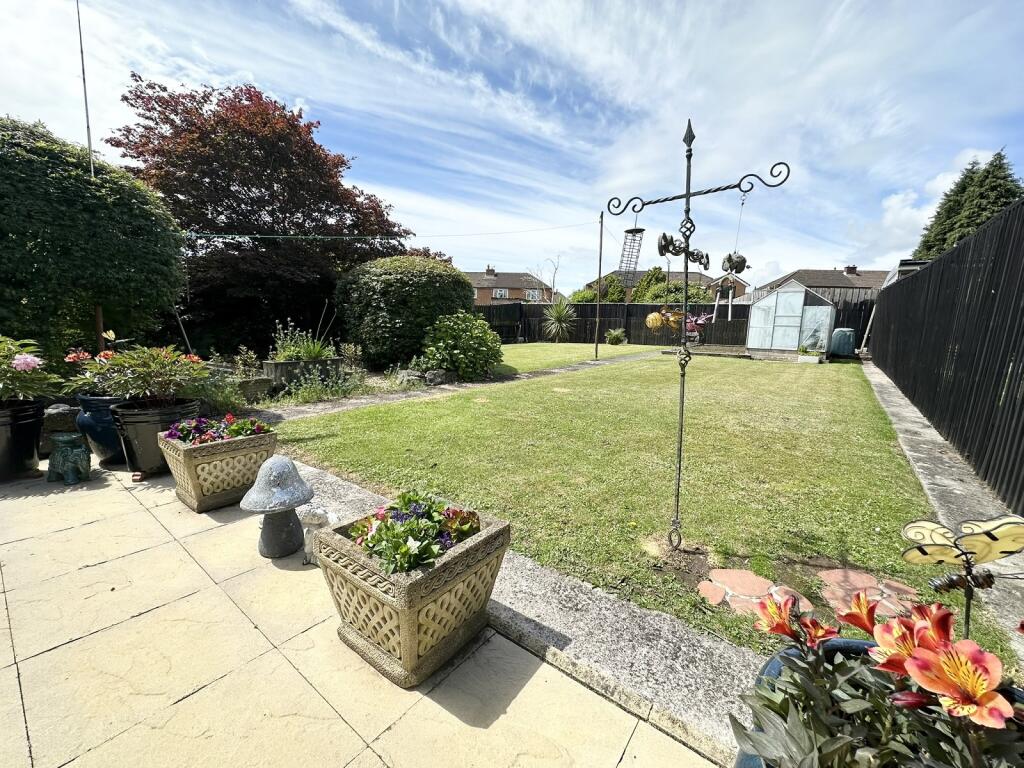 House in Newport, Caldicot - View 2
