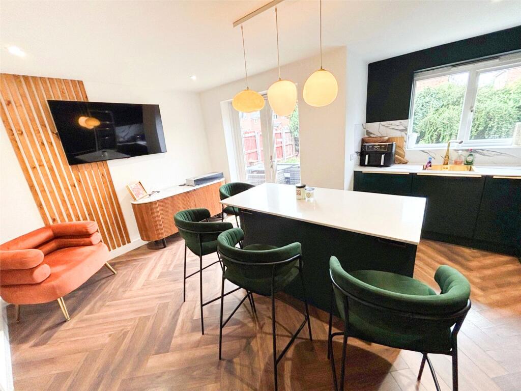 House in Madeley, Telford and Wrekin - View 4