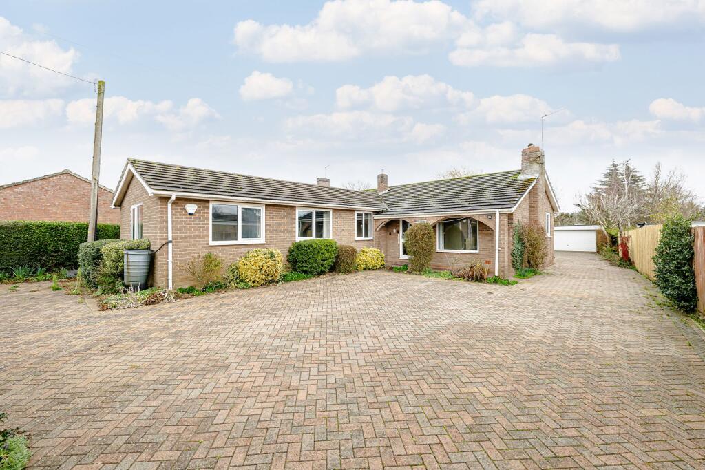 Main image of property: West Drive, Highfields Caldecote, CB23