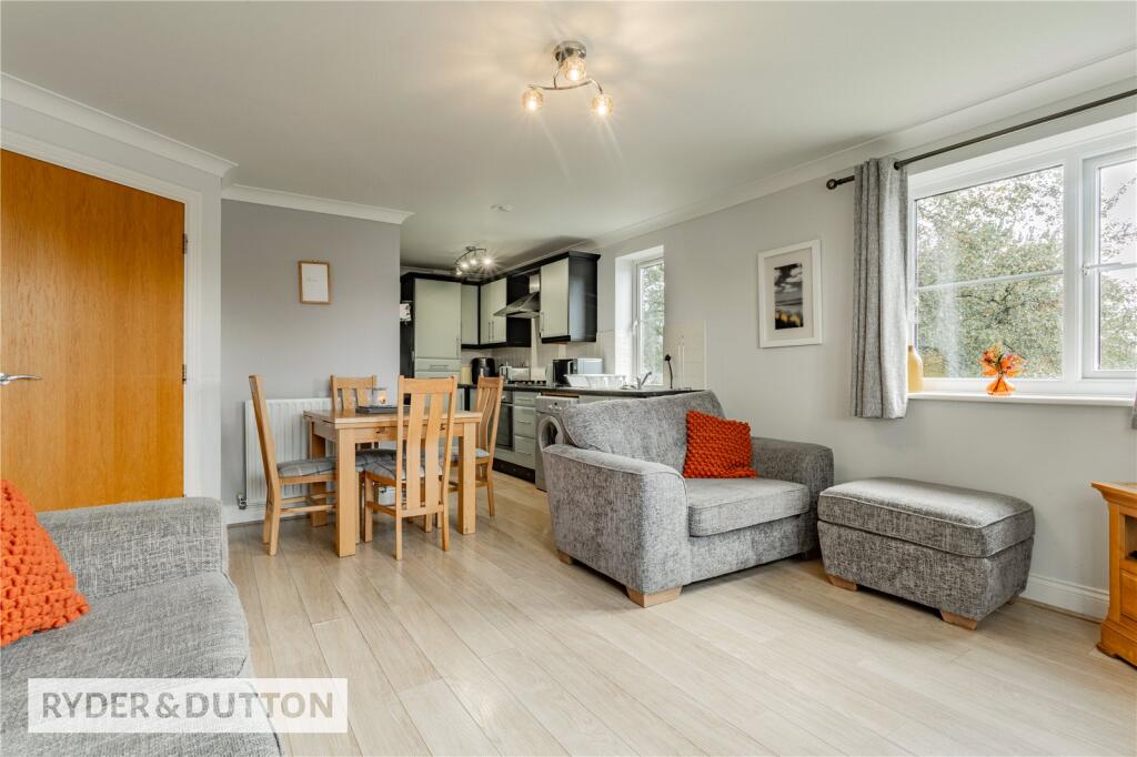Primrose Hill Court, High Crompton, Shaw, Oldham, OL2 photo 2