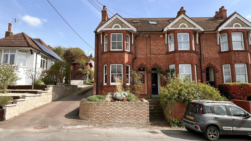 Main image of property: Wellcroft, Ivinghoe, Leighton Buzzard