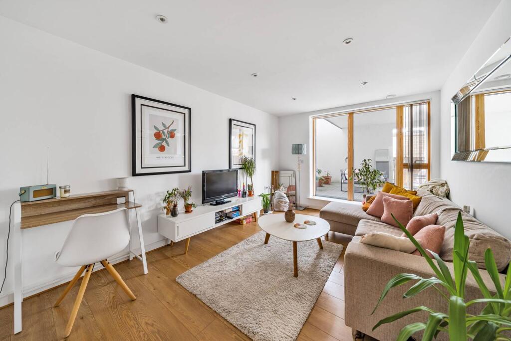 Main image of property: Leswin Road, Stoke Newington, London, N16
