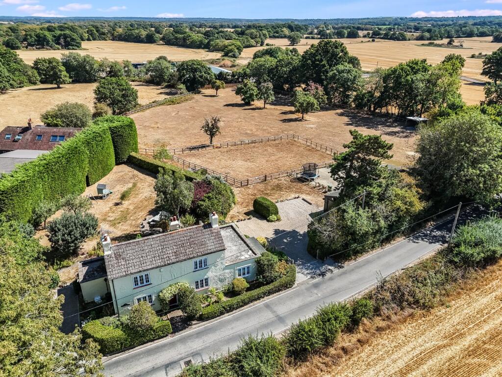 Main image of property: Warren Lane, Doddinghurst, Brentwood, Essex, CM15