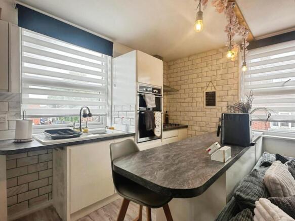 Flat 1 Living Kitchen
