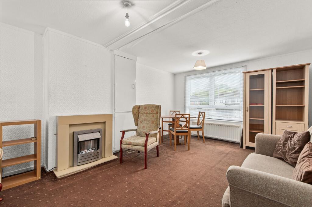 Linhouse Drive, East Calder photo 4