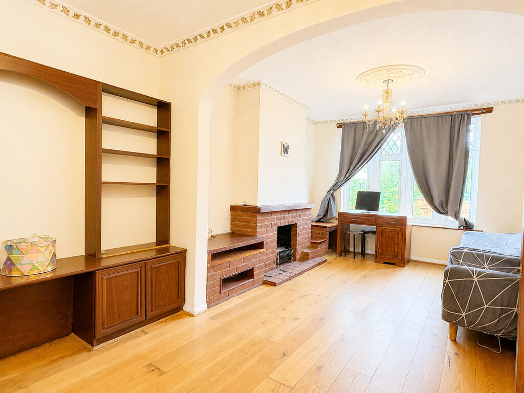 Napier Close, West Drayton – pohled 4