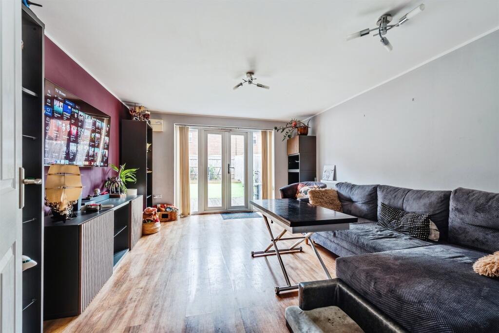 House in Swindon - View 3