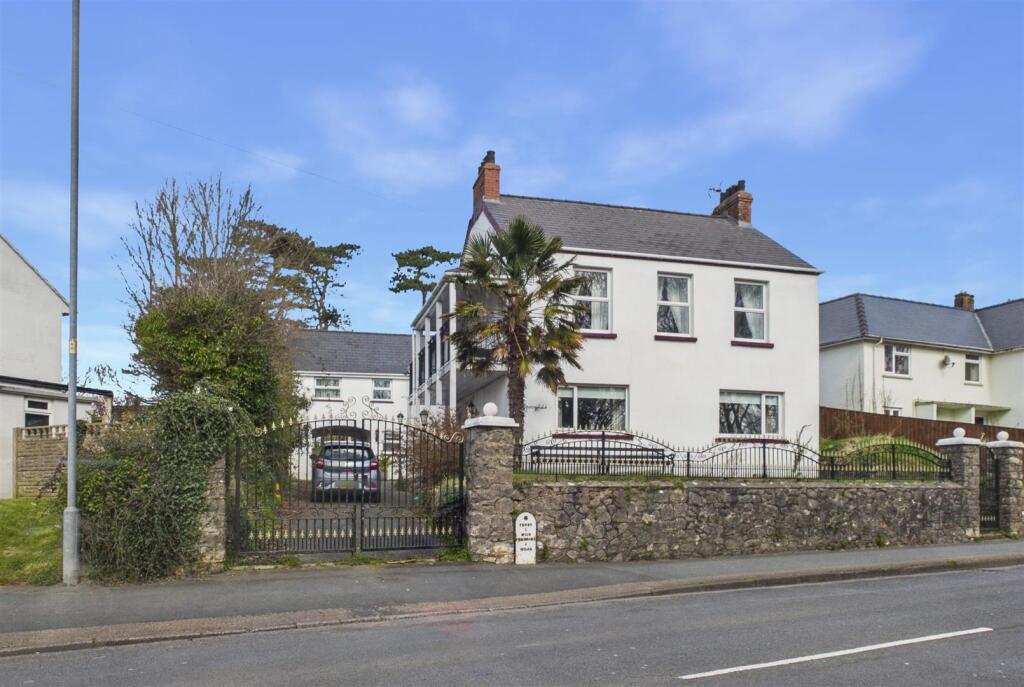 Main image of property: Marsh Road, Tenby - House, Annexe and Large Garden