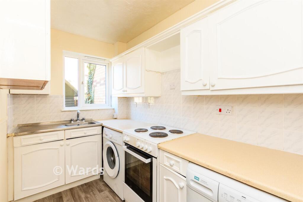 Apartment in Dartford - View 5