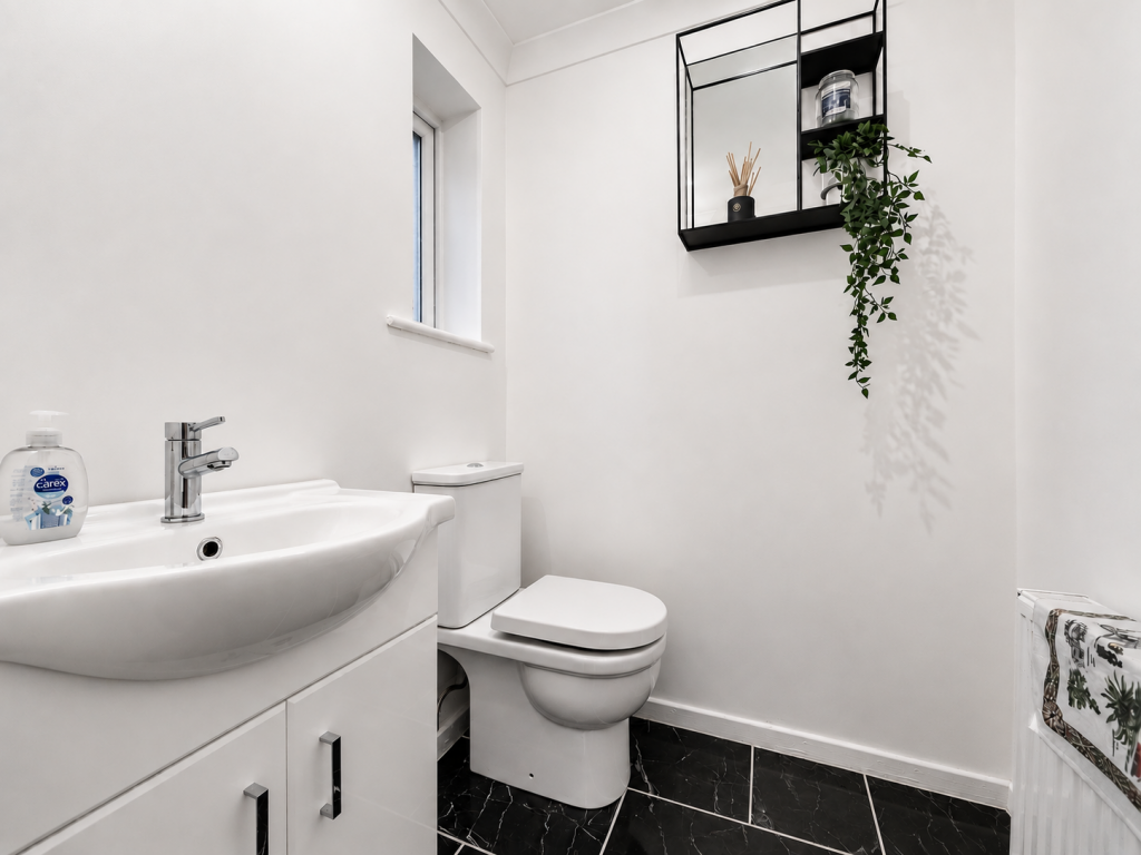 House in Stockton-on-Tees - View 3