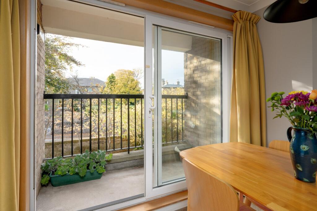 Apartment in Edinburgh, Trinity - More