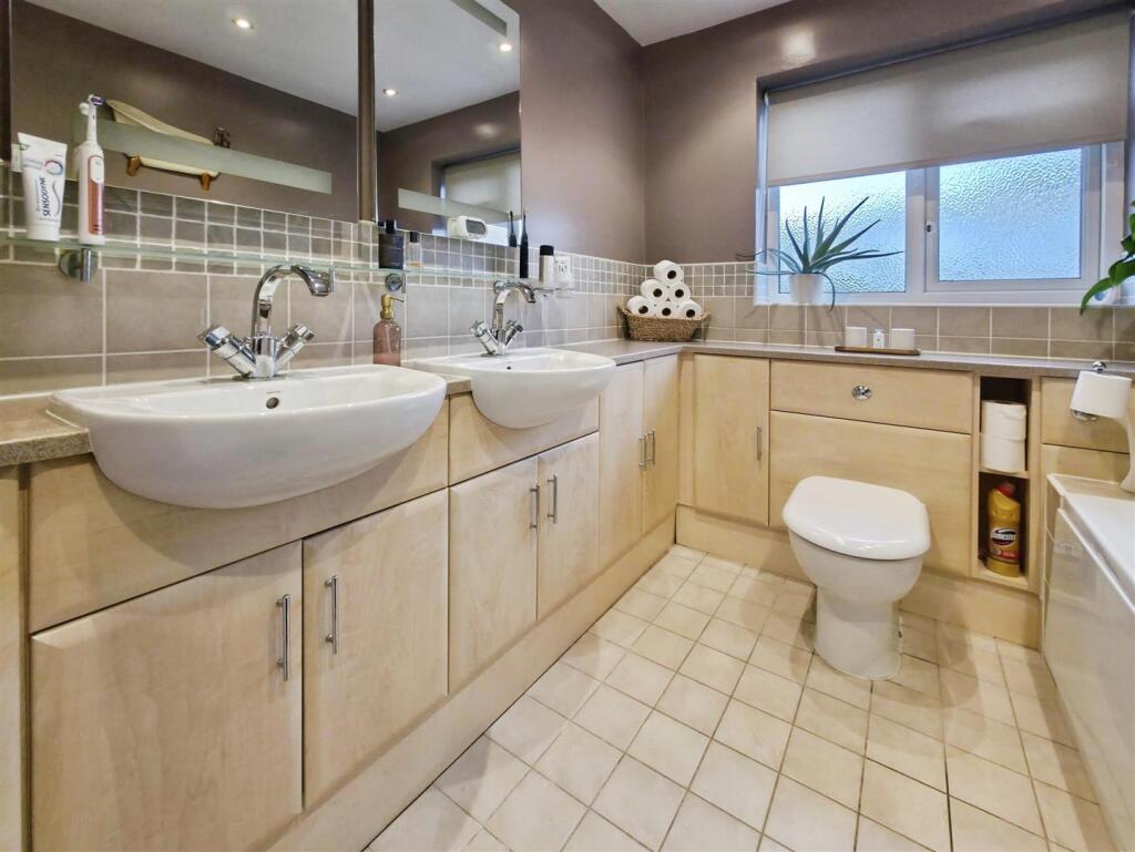 Additional image 24 of Walker Wood, Baildon, BD17 5BE