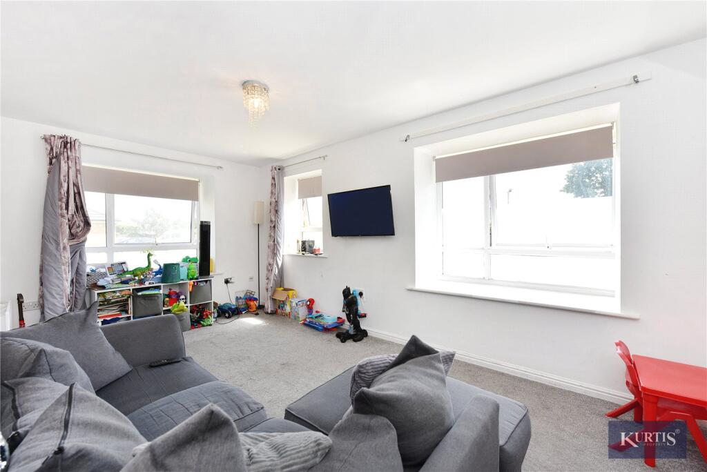 Apartment in Romford - View 2