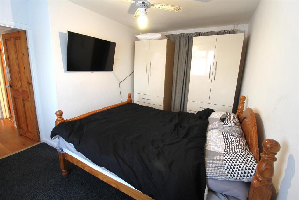 House in Rochester - View 5