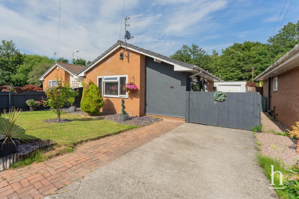 Main image of property: Dereham Avenue, Upton, CH49