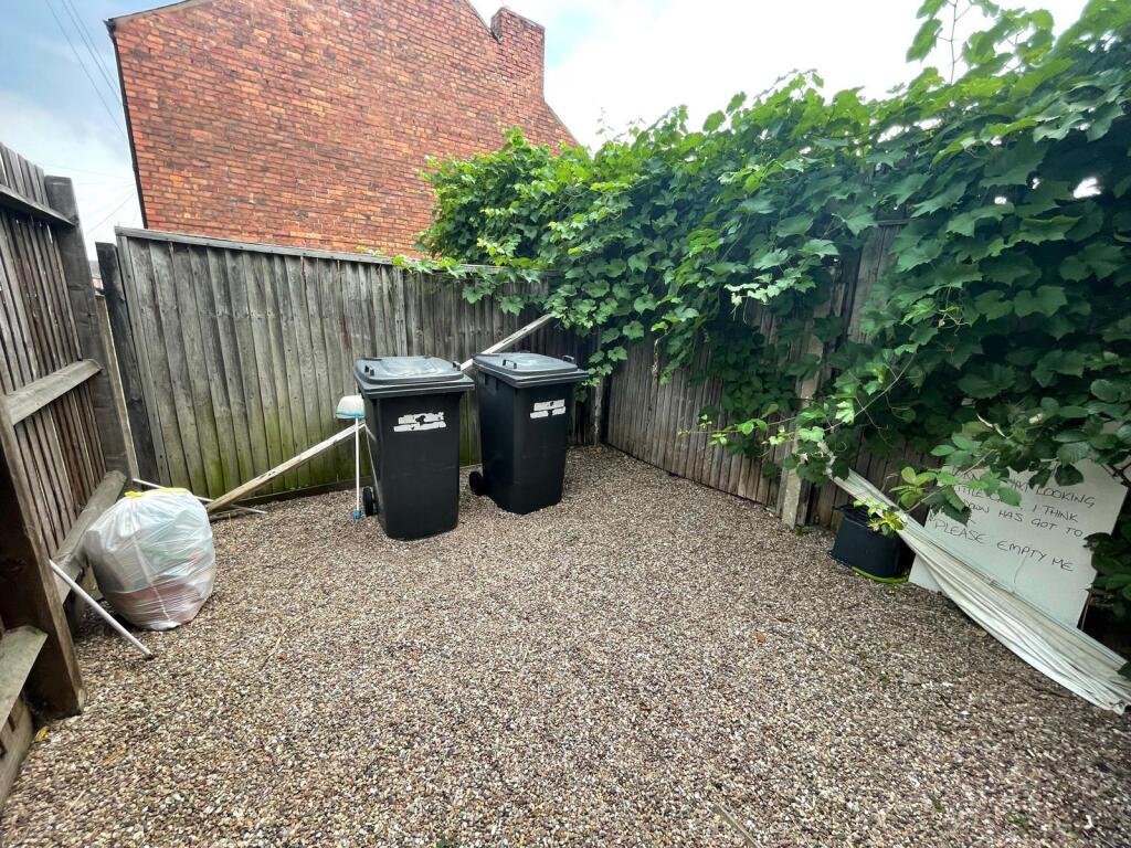 Apartment in Derby - More