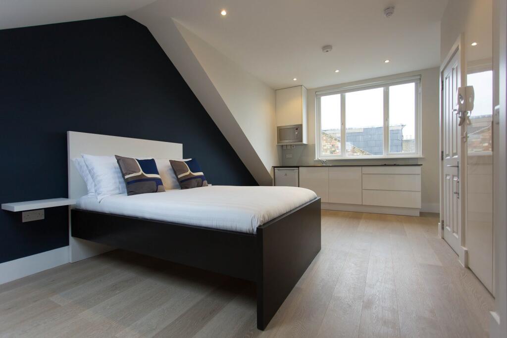 Main image of property: Room 6, 244 Hornsey Road, Holloway