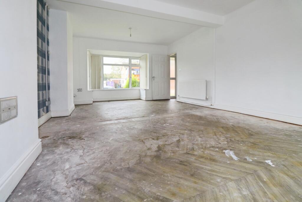 Beechley Drive, Cardiff, CF5 photo 4