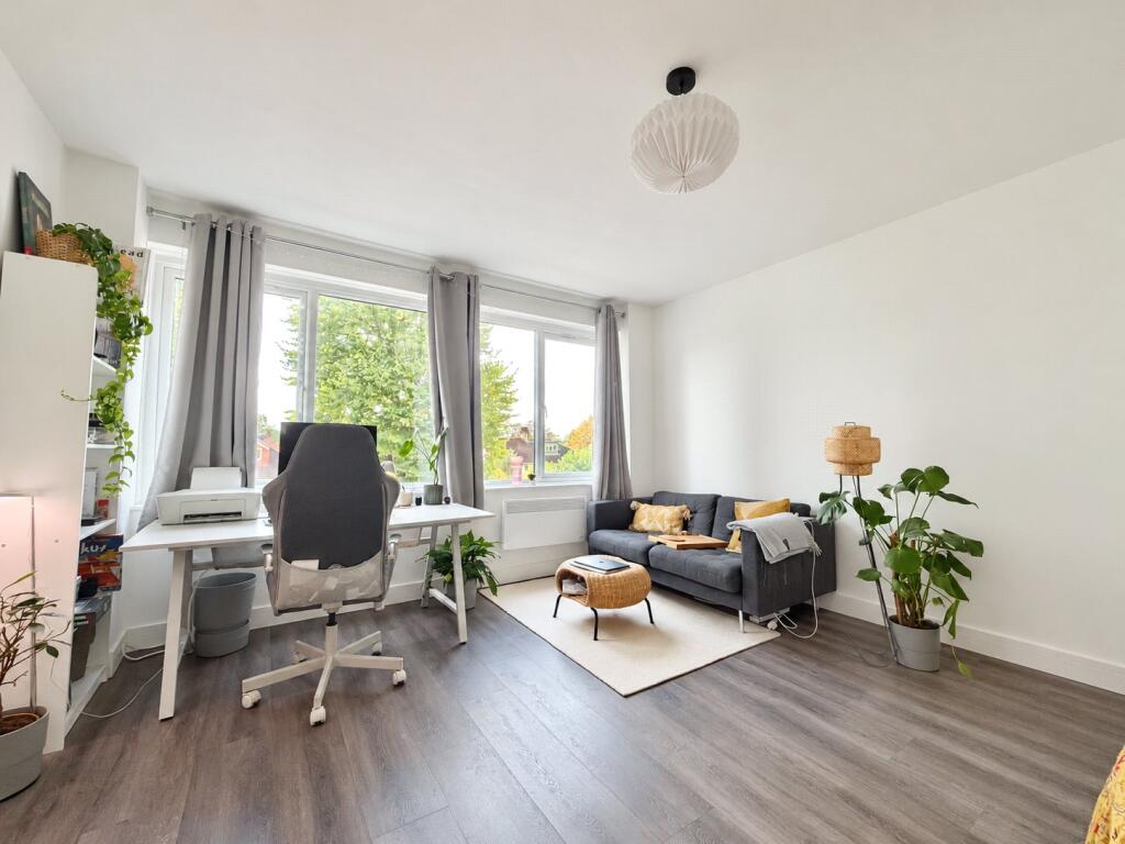 Apartment in London, Royal Borough of Greenwich - View 2