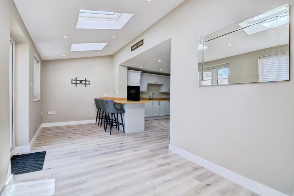 House in Durham - View 5