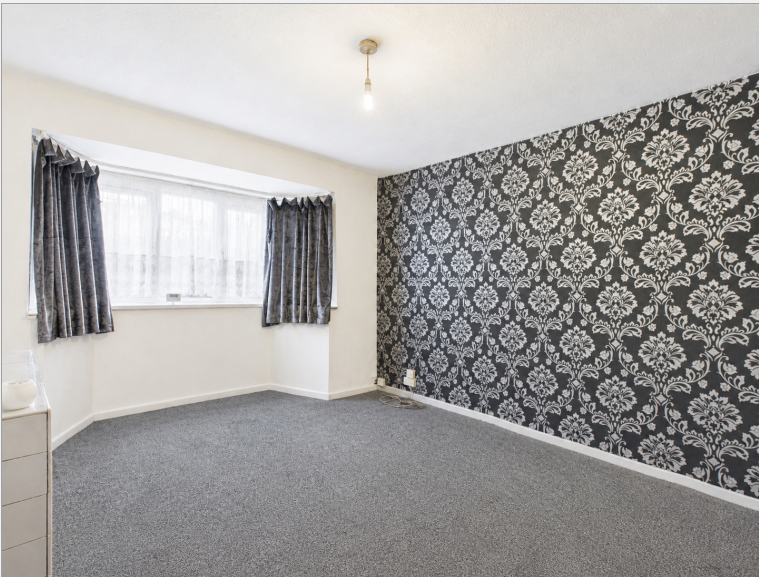 Main image of property: The Oaks, Shard End, B34