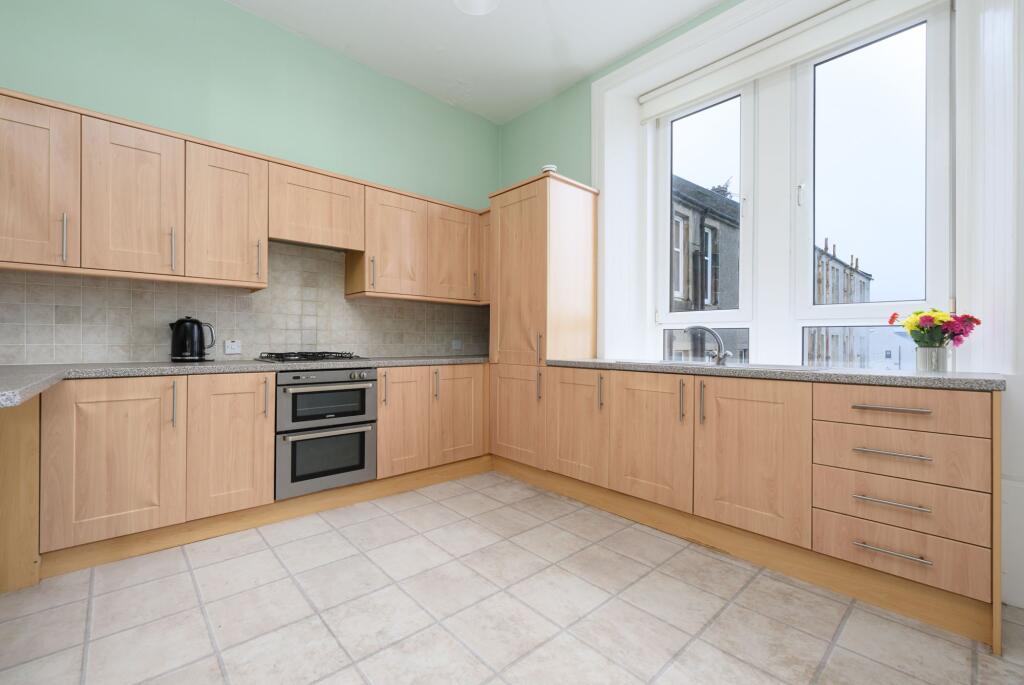 Apartment in Greenock, Inverclyde - View 3