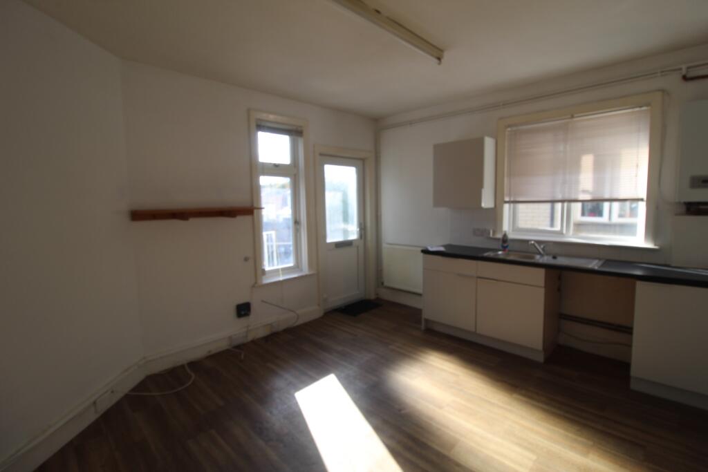 Apartment in Bournemouth - More