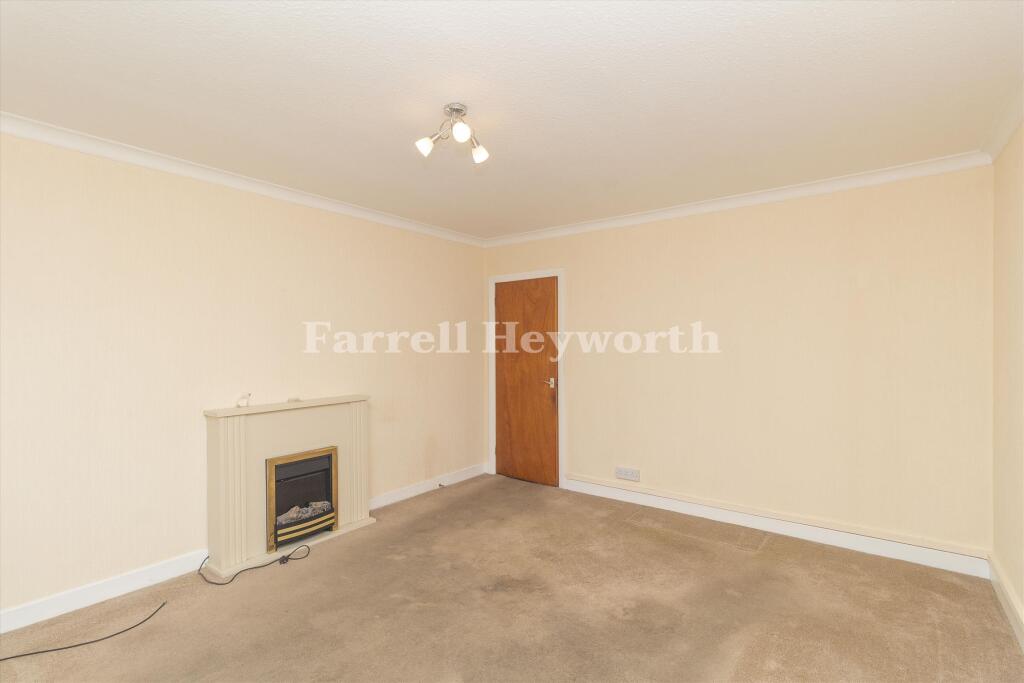 Apartment in Lancaster - More