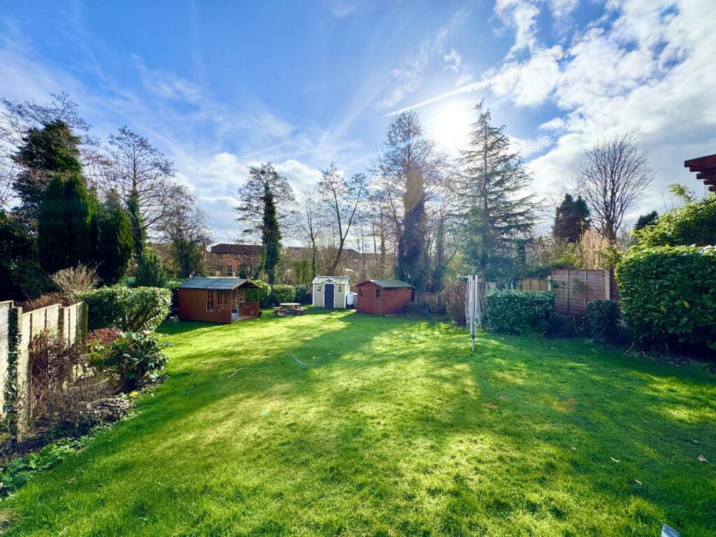 Millbrook Lane, St Helens photo 3