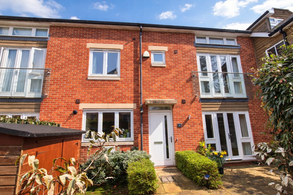 Main image of property: School Lane, Lymington, SO41
