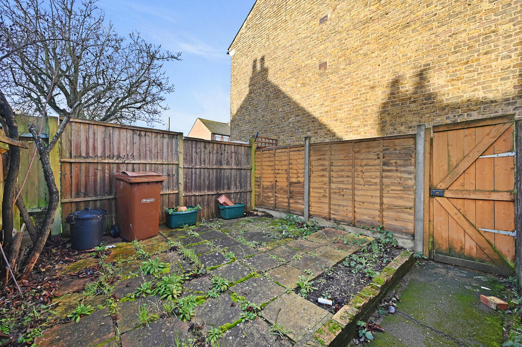 Grant Road, Harrow photo 3
