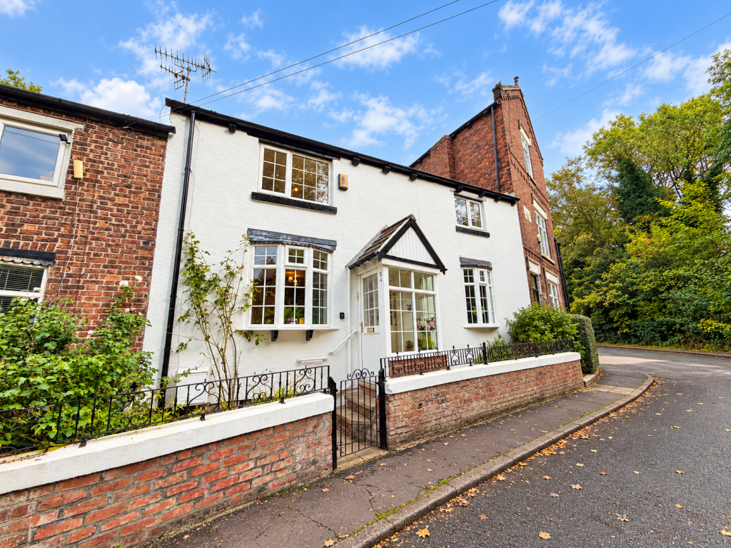 Main image of property: Far Lane, Manchester