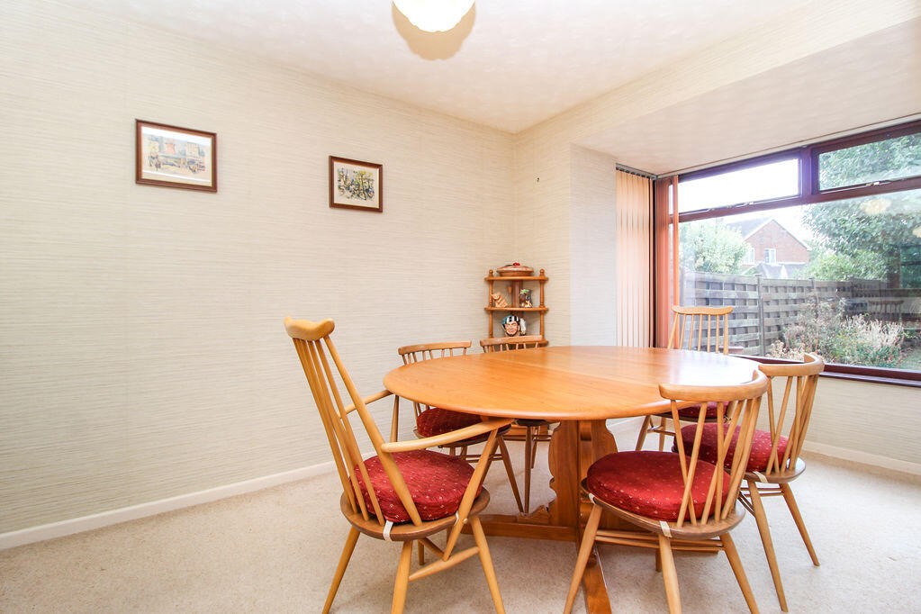 House in Wootton, Little Wootton - View 4